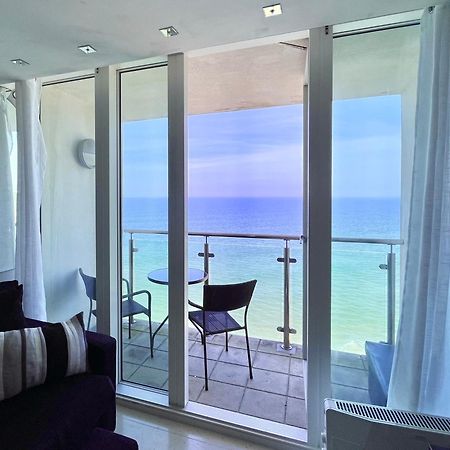 Newquay Rocklands Beach View Extérieur photo