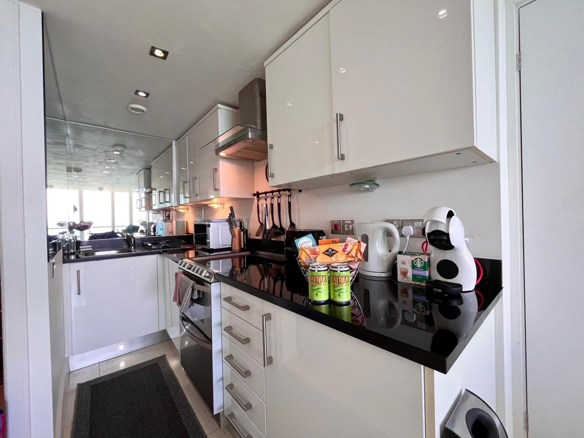Newquay Rocklands Beach View Extérieur photo